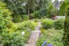 Wunderschönes Einfamilienhaus mit Garage und traumhaftem Garten - Ein wahres Juwel! - Ausblick