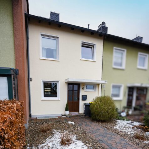 Modernisiertes Reihenmittelhaus in ruhiger Sackgassenlage von Bad Oldesloe, 23843 Bad Oldesloe, Reihenmittelhaus