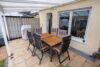 Modernisiertes Reihenmittelhaus in ruhiger Sackgassenlage von Bad Oldesloe - Überdachte gemütliche Terrasse