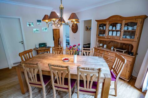 Großzügige 3-Zimmer-Eigentumswohnung mit zwei Balkonen, Aufzug und Tiefgarage, 22117 Hamburg, Etagenwohnung