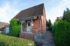 Familienfreundliches Einfamilienhaus mit Garten in angenehmer Wohngegend - Eingangsbereich